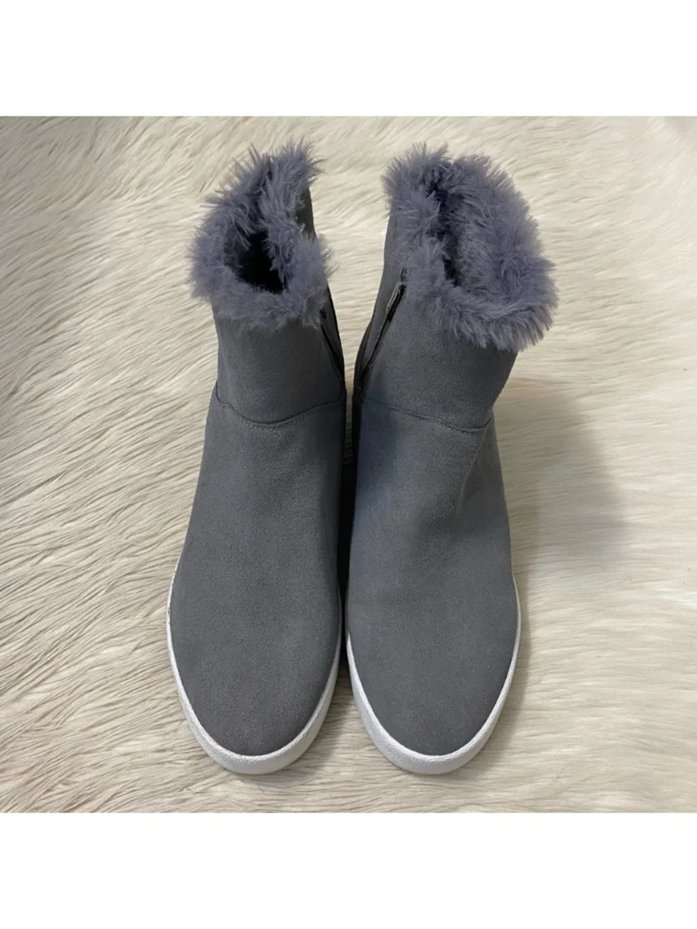 Blondo Haven Waterproof High Top Sneaker Faux Fur Lined Gray Suede Leather Boot